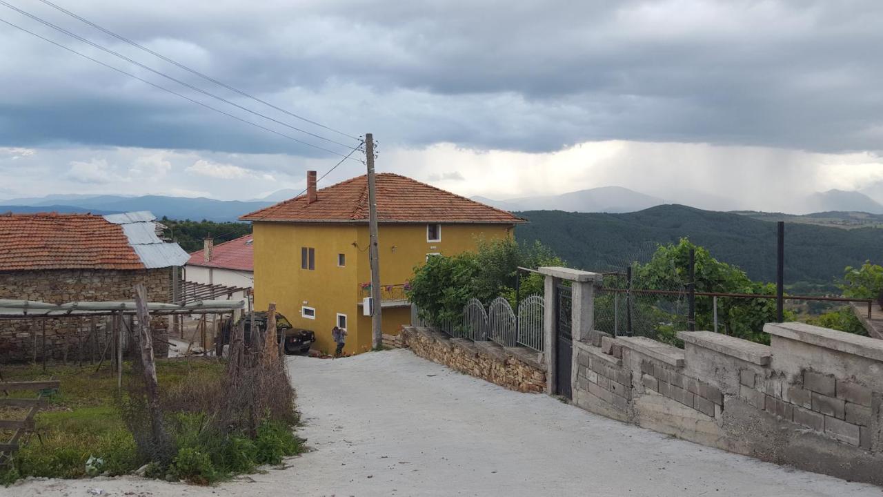 Guest House Agush Kribul Exterior photo