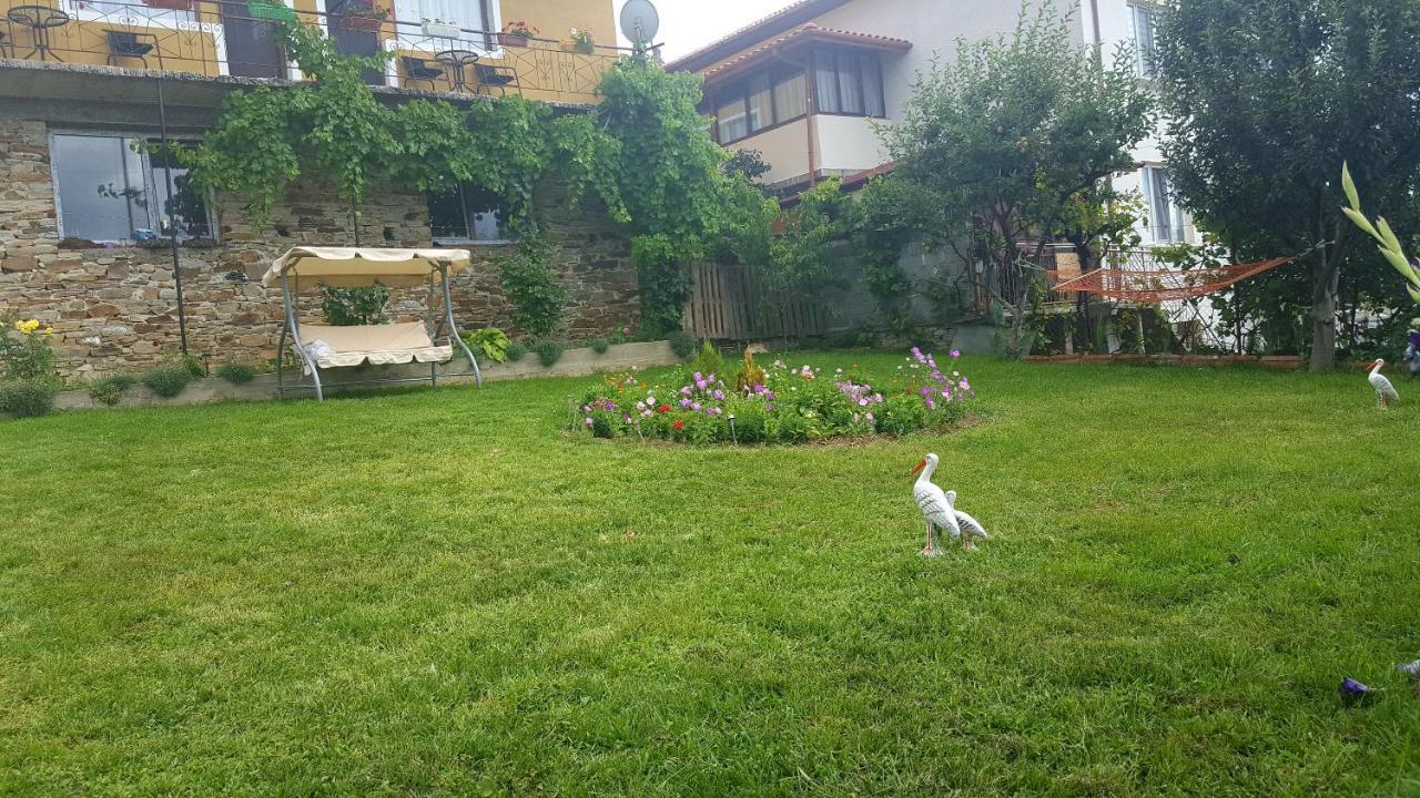 Guest House Agush Kribul Exterior photo