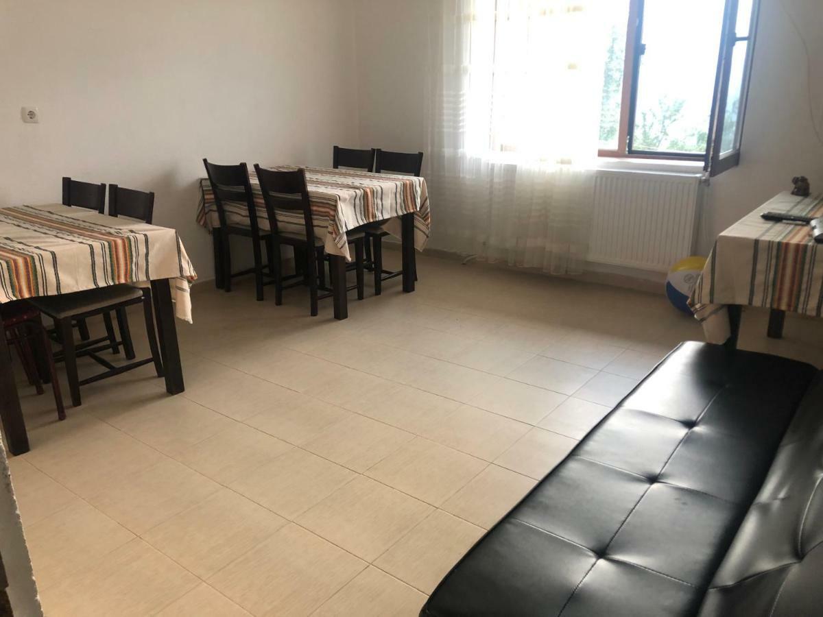 Guest House Agush Kribul Exterior photo