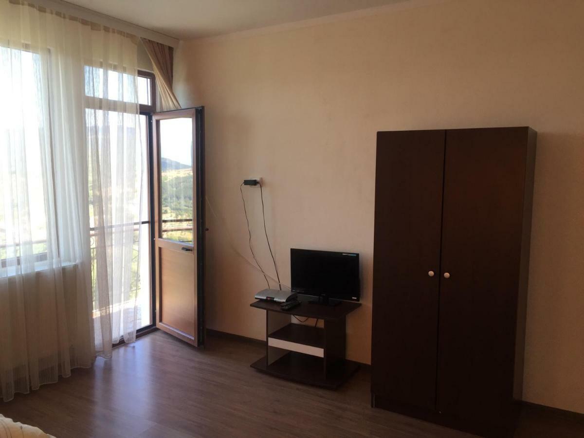 Guest House Agush Kribul Exterior photo